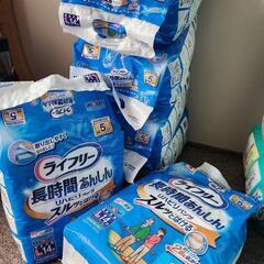 リハビリパンツ　尿もれパッド　都内配送可(応相談)