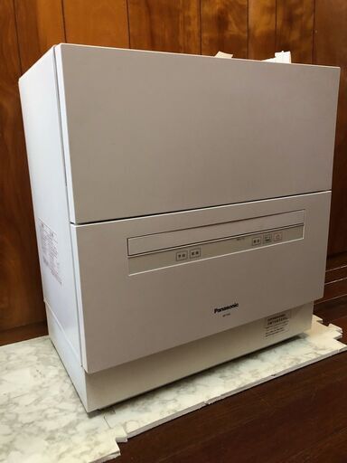 値下げ24000→20000　パナソニック食器洗い乾燥機　NP-TA3 2020年製です。