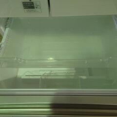 東芝 6ﾄﾞｱ冷蔵庫 GR-J560FV 2016年製