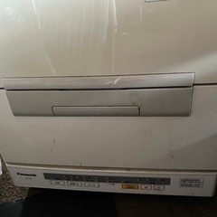 【中古】panasonic 家庭用食器洗い乾燥機　NP-TM9 2017年製 ※使用感有　