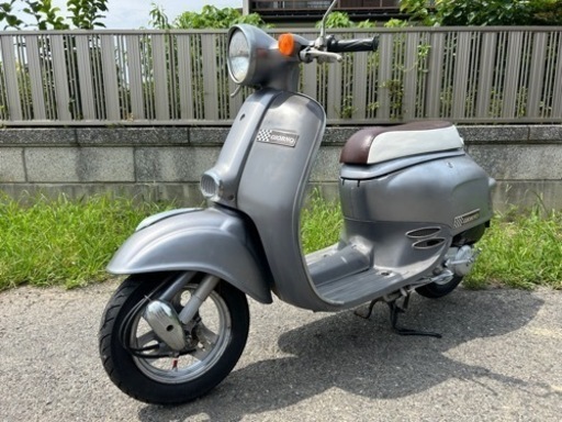 ⭐️ジョルノ快速2ストモデル⭐️前後タイヤ・バッテリー・シート・プラグ・燃料コックなどなど新品交換で快調⭐️50cc原付スクーター