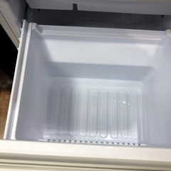 SHARP 冷蔵庫 2020年製 137L  ﾍｺﾐ有 SJ-D14F-W 入荷しました