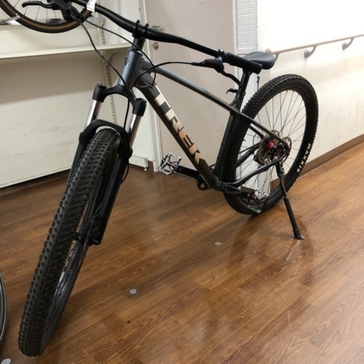マウンテンバイク　TREK Marlin6 29インチ　ブラック　110,000