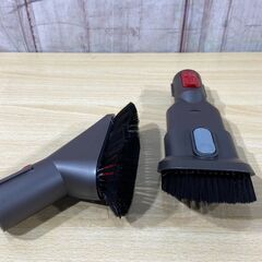 dyson　ダイソン　V10 fluffy　SV12　 コードレス掃除機　226