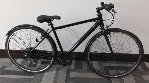 美品　クロスバイク　SHIMANO製6段変速　ブラック　28インチ　700×32C　自転車