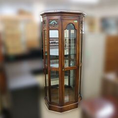キャビネット/飾り棚  ステンド装飾有り 中古 キャビネット/飾り棚 ステンド装飾有り 中古