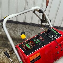 【売れました】・・・新潟県上越市発　ＦＵＪＩＩ　除雪機　ＦＳＲ７００ＳＬ・・・　　　3313