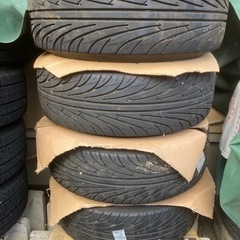 引き取り限定‼️車のパーツ タイヤ、ホイール