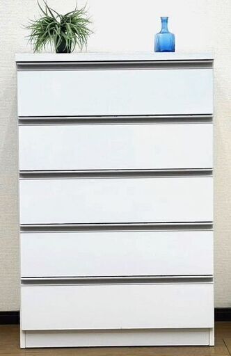 新品未使用 幅80cmローチェスト ハイグロス 光沢 ホワイト