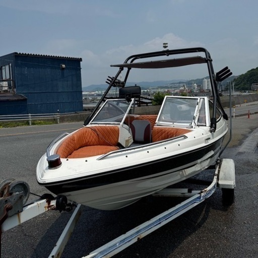 ウェイク艇 キャンピオンアランテCAMPION MARINE ALLANTE 485BR