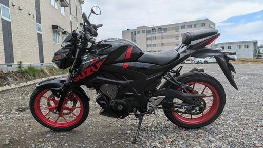 GSX-S125タイタンブラック2020年式 チェーンオイル、ツーリングバック付