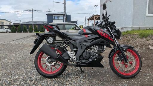 GSX-S125タイタンブラック2020年式　チェーンオイル、ツーリングバック付