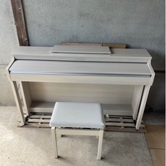 　年式2021年　電子ピアノ