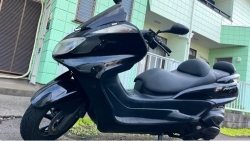 グランドマジェスティ250