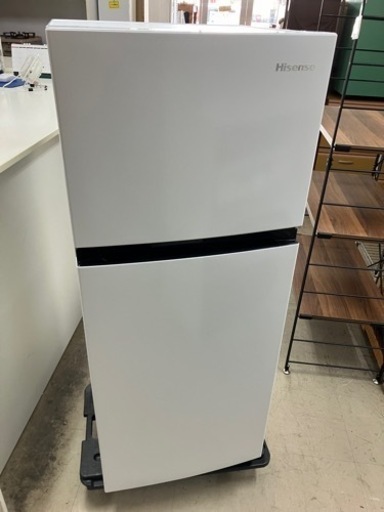 取引場所 南観音 I2407-136 Hisense 120リットル冷蔵庫 2021年製 HR-1202 キズ汚れ有り