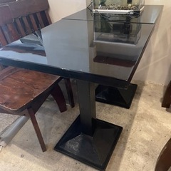 家具、テーブル　2台