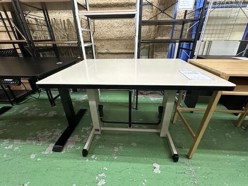 【ドリーム川西店御来店限定】 トラスコ アップダウン作業台 ホワイト H760×W1050×D750 クリーニング済み 【2001249255607300】