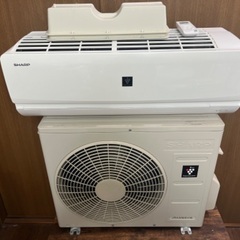SHARP エアコン　AY-N22DM　2022年製　6〜8畳用。