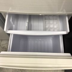 SHARP/シャープ　2ドア　冷蔵庫　137L　SJ-D14D-W　2018年製