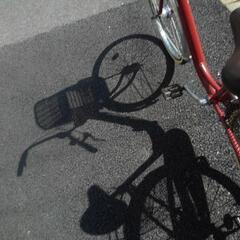 中古自転車３１３６　ブリヂストン　C60TP　２６インチ　ギヤなし　LEDオートライト　アルミフレーム　　キッキーと音がならない後輪ローラーブレーキ錆びにくい部品：ハンドル・リム・ドロヨケ・前かご前ブレーキ・クランク・スポーク・フレーム・リヤキャリア