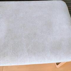 無印良品　リビングでもダイニングでも使える　ベンチ