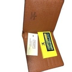 ヴィトン財布  カードケース