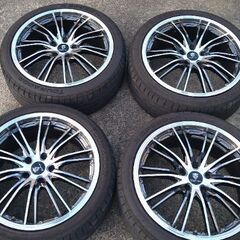 HOT STUFF Trafficstar VX MONOBLOCK 19インチ 8J 114.3 5H 245/35R19 