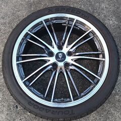 HOT STUFF Trafficstar VX MONOBLOCK 19インチ 8J 114.3 5H 245/35R19 