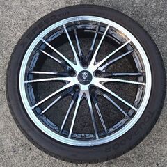 HOT STUFF Trafficstar VX MONOBLOCK 19インチ 8J 114.3 5H 245/35R19 