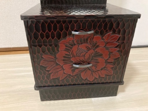 鎌倉彫鏡台　引出し付き
