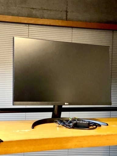 LG PCモニター　24QP500-B
