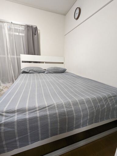 IKEA トリシル ベッドフレーム 140x200cm と無料マットレス