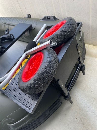 BEEボートD180ゴムボート (こりも) 福井のマリンスポーツの中古  