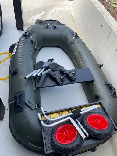 BEEボートD180ゴムボート (こりも) 福井のマリンスポーツの中古  