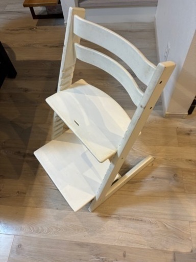 ストッケトリップトラップ　Stokke TRIPP TRAPP
