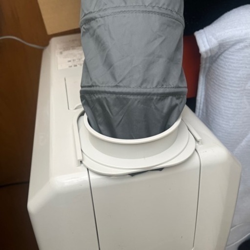 コロナCDM-1418 衣類乾燥除湿機 どこでもクーラー 楽天ビック｜コロナ｜CORONA CDM-1418 衣類乾燥除湿機 どこでも