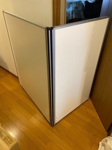 アルミパーテーション