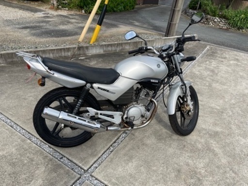 スズキ YAMAHA  YBR125