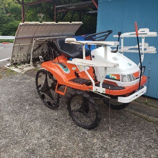 (香川) SPK45 クボタ 田植機 ◎4条植え◎リコイルスタート◎クランク式 香川) SPK45 クボタ 田植機 ◎4条植え◎リコイルスタート◎クランク式