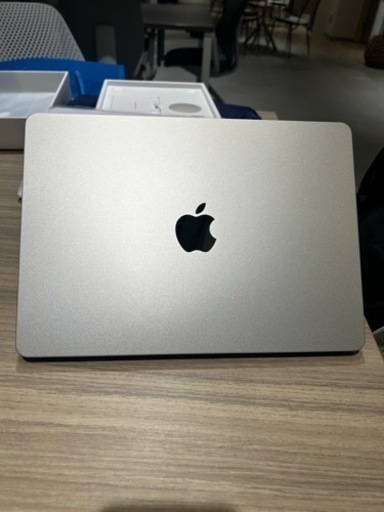 定価25万円 美品M2チップMacBook Air2023購入 箱付き スターライト