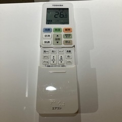 K2407-176 TOSHIBA ルームエアコン RAS-F221ADXKS 2019年製 6畳用 リモコン有り エアコンガス残量不明 ポンプダウン実施済み エアコンフィルター清掃必要 取付工事はお客様で手配してください