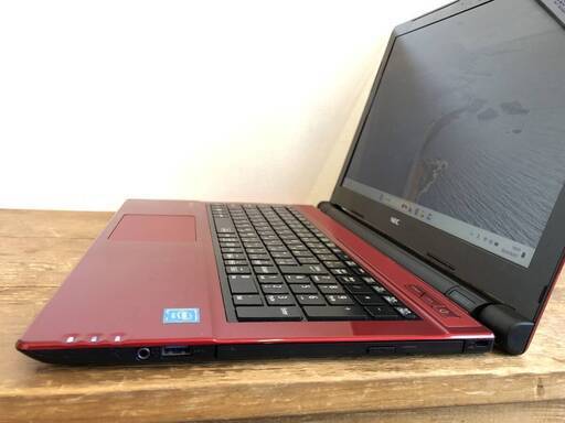 NEC Lavie NS150/F / 8GBメモリ / SSD240GB / 15.6型 / Windows 11