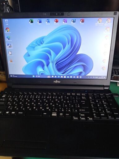 お渡しする方が決まりました。爆速！美品です。 Windows11 Office 2021 LIFEBOOK A576/P i5-6300U （第六世代）メモリ8GB SSD 256GB Webカメラ搭載