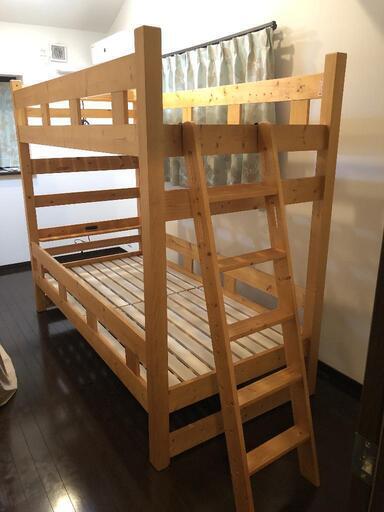 家具 二段ベッド　コンセント　宮付き