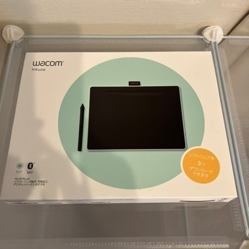 Wacom iutuos ペンタブ 板タブ