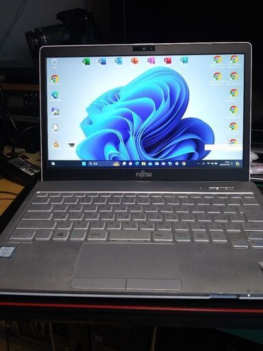 爆速！美品です。 Windows11 Office 2021 LIFEBOOK SH75/W  i5-6200U （第六世代）メモリ8GB SSD 256GB Webカメラ搭載