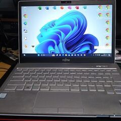 爆速！美品です。 Windows11 Office 2021 LIFEBOOK SH75/W i5-6200U