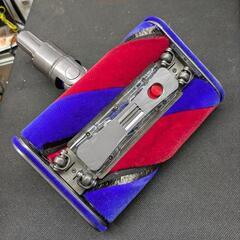 J039★2022年製★コードレス掃除機★dyson★SV19