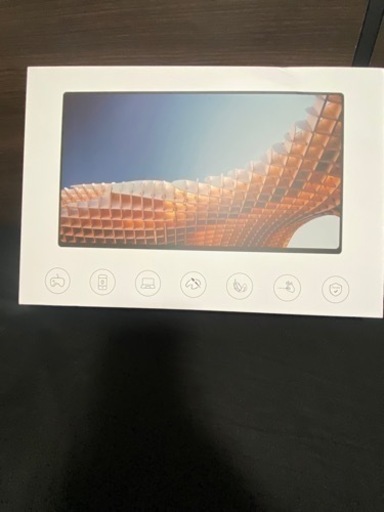ポータブルモニター