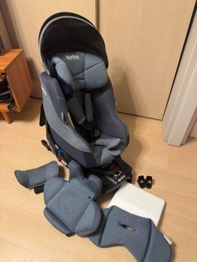 美品 元値6万円 チャイルドシート Aprica